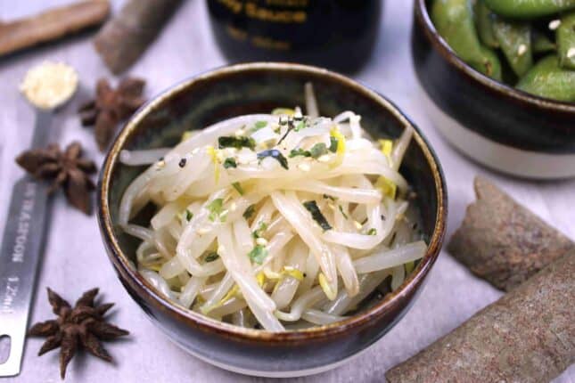Marinated Salt & Pepper Bean Sprouts
