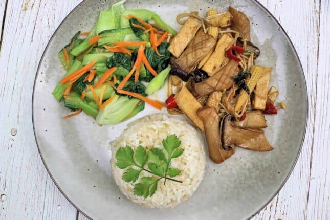 Stir-Fried King Oyster Mushroom In Three-Cups Sauce With Rice